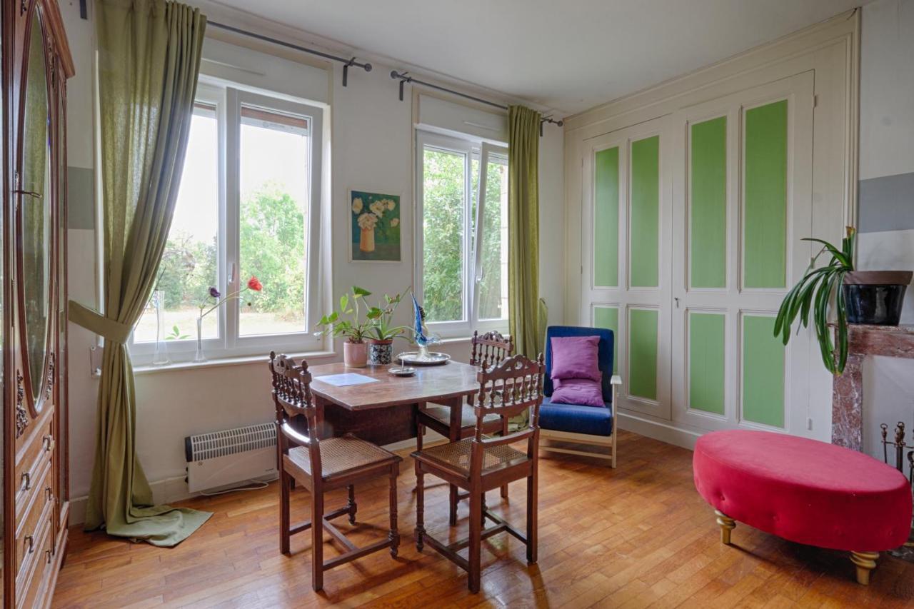 Chambre D'Hotes Fantesstique Berzieux Екстериор снимка
